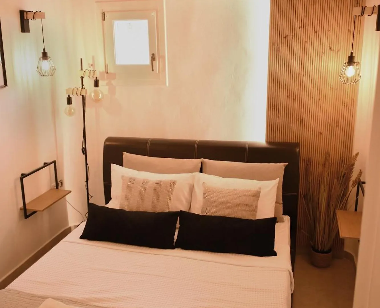 Mykonos Town Nisos Home Stay